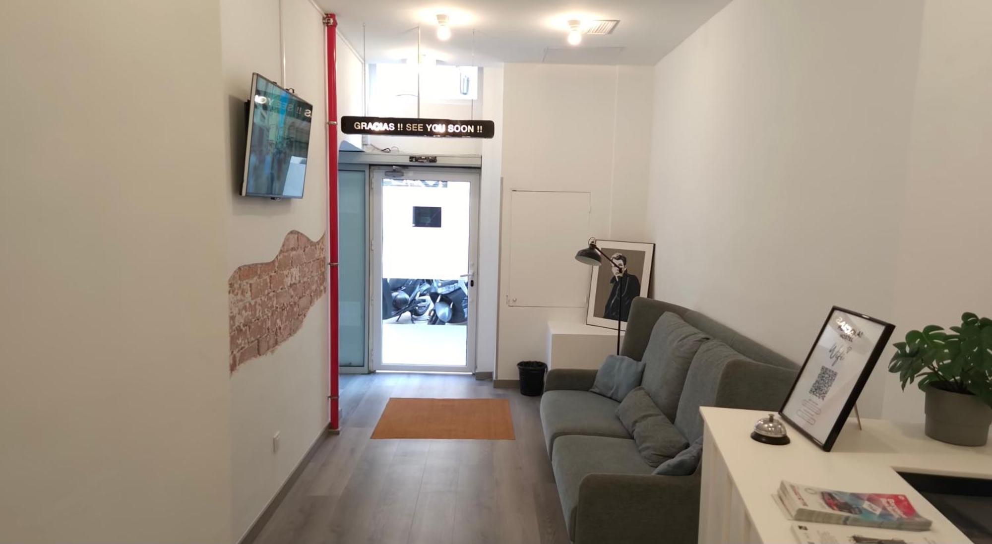 Heylola! Hostel برشلونة المظهر الخارجي الصورة
